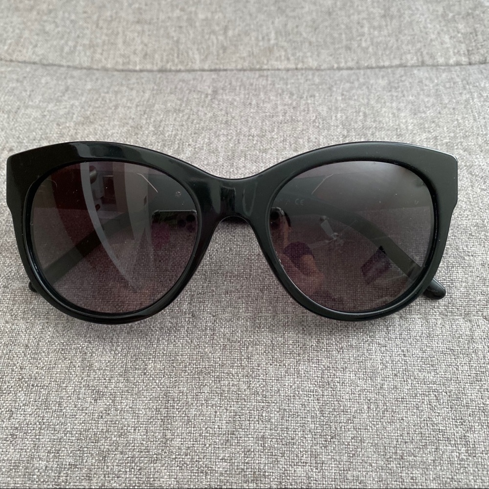 Burberry Black Sunglasses B4156 3001/8G Cat Eye